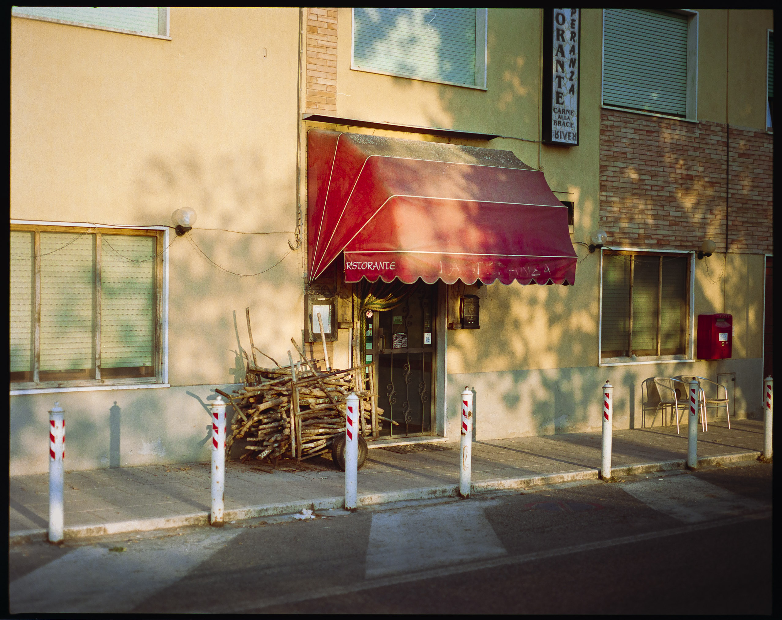 6x7 medium format photograph by Tobias Leipnitz shot on Kodak Portra 400 in Siena. Shot on a Pentax 67 medium format camera.  tobias leipnitz_Siena Italy medium format camera pentax67 27