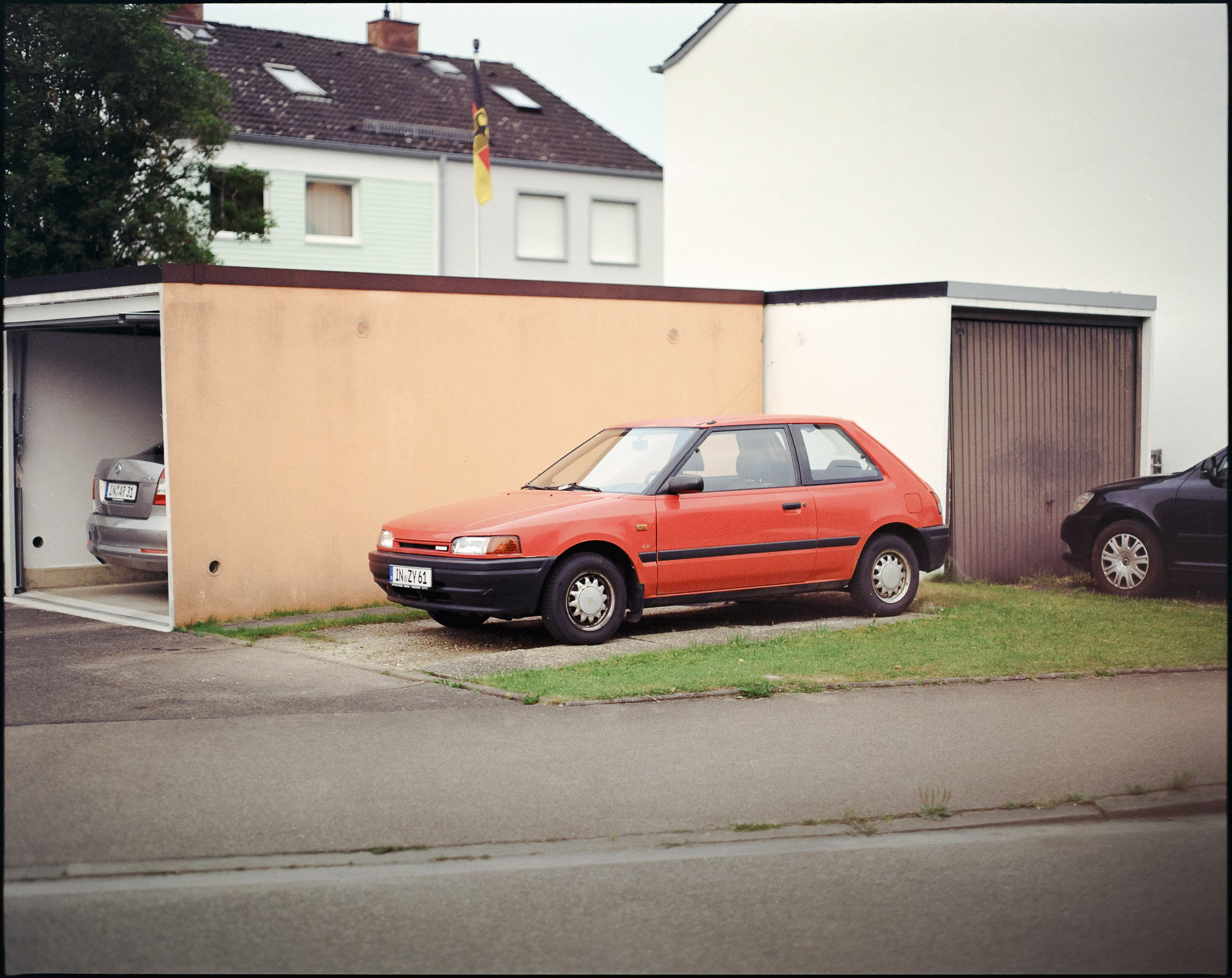 Analog photography diary – personal observations and collected moments by Tobias Leipnitz. Shot on large and medium formt. Leica - Hasselblad - Linhof - Arca Swiss. diary 1 11