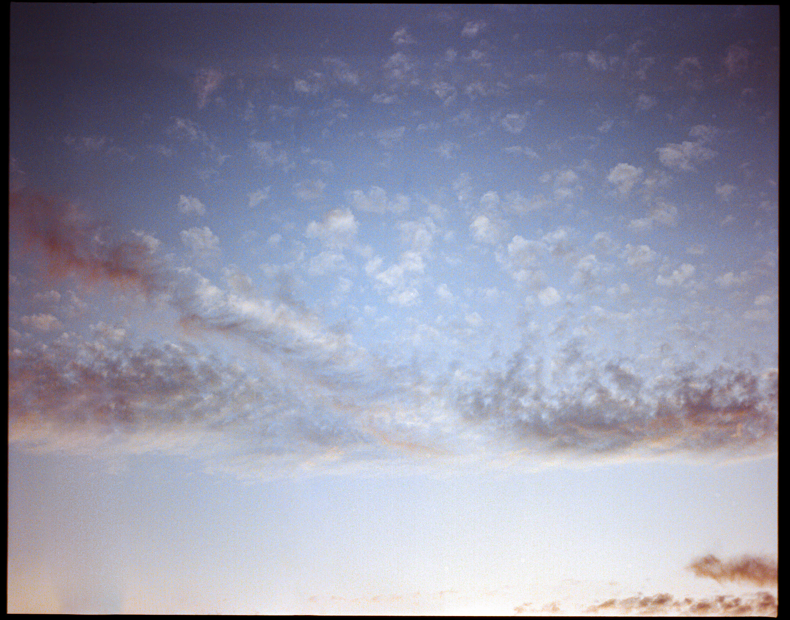 Analog photography diary – personal observations and collected moments by Tobias Leipnitz. Shot on large and medium formt. Leica - Hasselblad - Linhof - Arca Swiss. diary 1 13