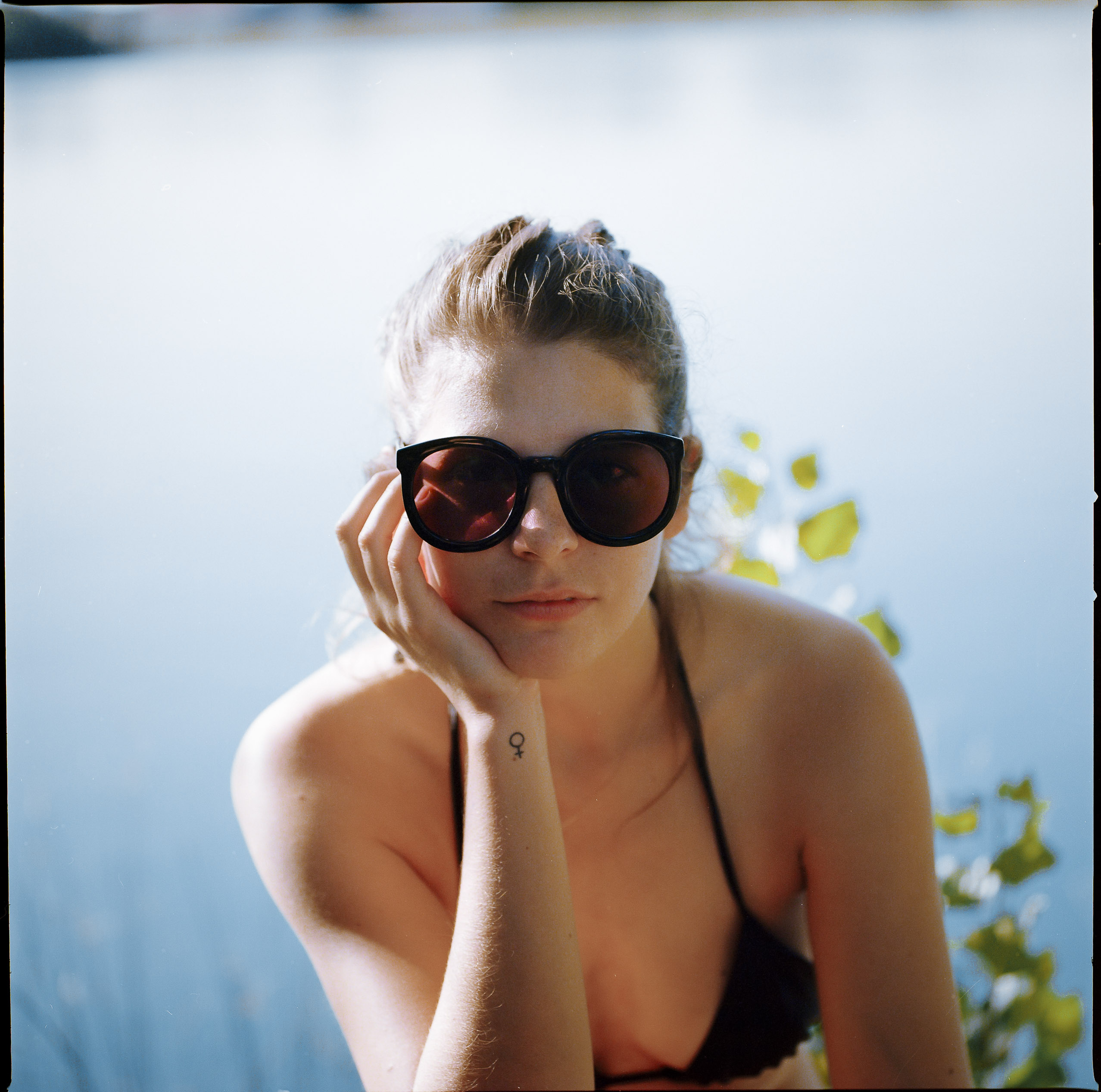 Medium format photography by Tobias Leipnitz –  Kodak Portra 160 and Kodak Portra 400 - Hasselblad 500cmtobias leipnitz hasselblad medium format camera 6x6 35