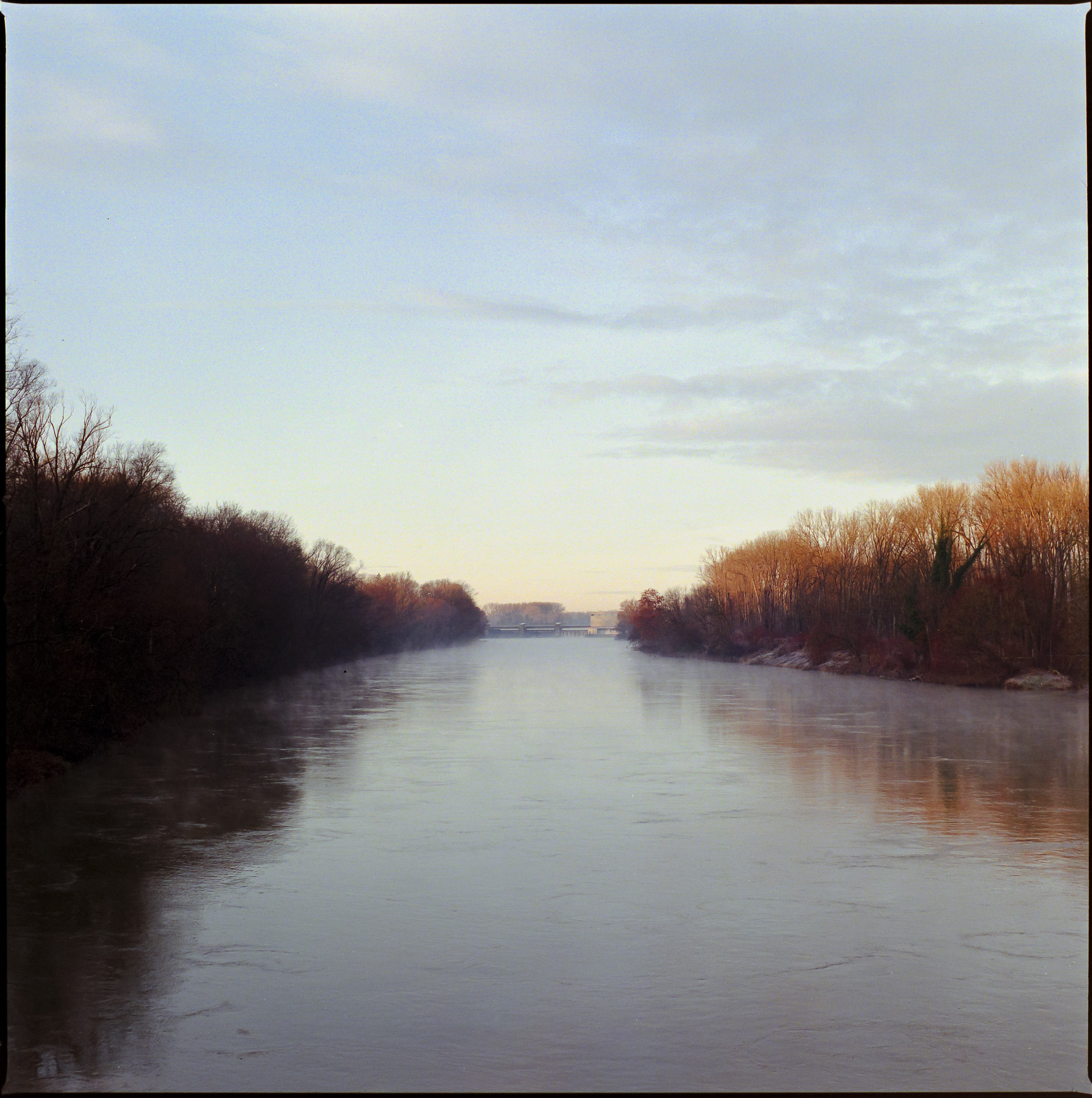 Medium format photography by Tobias Leipnitz –  Kodak Portra 160 and Kodak Portra 400 - Hasselblad 500cmtobias leipnitz hasselblad medium format camera 6x6 37
